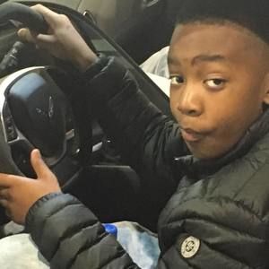 Meet your Posher, Cameron